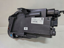 Laden Sie das Bild in den Galerie-Viewer, Frontscheinwerfer Fiat 500e 521400300 Rechts Scheinwerfer Headlight SCH8363185810kf