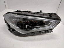 Laden Sie das Bild in den Galerie-Viewer, Frontscheinwerfer Mercedes-Benz Cla A1189061401 Rechts Scheinwerfer Headlight SCH8369903434ad