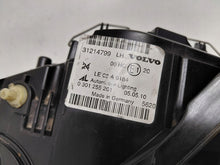 Load image into Gallery viewer, Frontscheinwerfer Volvo C30 31214799 Links Scheinwerfer Headlight SCH8380254733pk