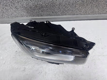 Laden Sie das Bild in den Galerie-Viewer, Frontscheinwerfer Mercedes-Benz W247 A2479065607 Rechts Scheinwerfer Headlight SCH8380536244ne
