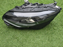 Laden Sie das Bild in den Galerie-Viewer, Frontscheinwerfer Mercedes-Benz Cla A1749064102 Links Scheinwerfer Headlight SCH8380631813ux