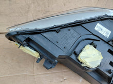 Laden Sie das Bild in den Galerie-Viewer, Frontscheinwerfer BMW X1 F48 7495004 90146782 Full LED Rechts Headlight SCH8380666221un