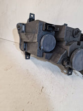Laden Sie das Bild in den Galerie-Viewer, Frontscheinwerfer Mercedes-Benz Sprinter A9109060000 90139089010Q Links SCH8383131859sq
