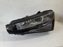 Laden Sie das Bild in den Galerie-Viewer, Frontscheinwerfer Skoda Scala 657941015 LED Links Scheinwerfer Headlight SCH8383731244hm