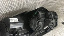 Laden Sie das Bild in den Galerie-Viewer, Frontscheinwerfer Kia Ceed J792111020 92102J1500 92101J1500 Ein Satz Headlight SCH8385352355ow