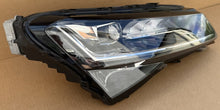 Laden Sie das Bild in den Galerie-Viewer, Frontscheinwerfer Skoda Superb III 3V1941016D LED Rechts Scheinwerfer Headlight SCH8387980102vx