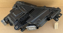 Laden Sie das Bild in den Galerie-Viewer, Frontscheinwerfer Skoda Superb III 3V1941016D LED Rechts Scheinwerfer Headlight SCH8387980102vx