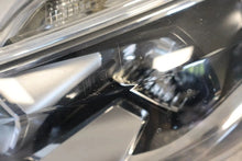Laden Sie das Bild in den Galerie-Viewer, Frontscheinwerfer Peugeot 208 I 9810805780 90047883 Links Scheinwerfer Headlight SCH8391155451mz