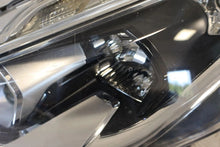 Laden Sie das Bild in den Galerie-Viewer, Frontscheinwerfer Peugeot 208 I 9810805780 90047883 Links Scheinwerfer Headlight SCH8391155451mz