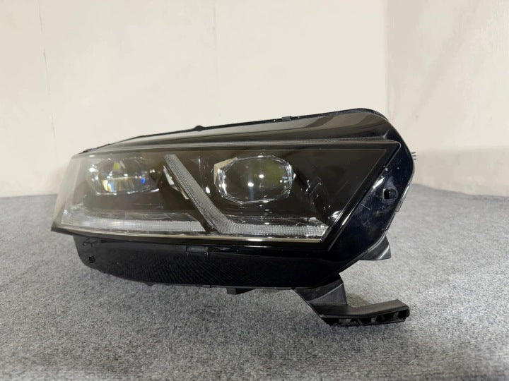 Frontscheinwerfer Skoda Octavia IV 5E4941016B LED Rechts Scheinwerfer Headlight SCH8395821170xb