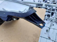 Laden Sie das Bild in den Galerie-Viewer, Frontscheinwerfer Nissan I Z ENV200 Rechts Scheinwerfer Headlight SCH8396240894ww