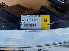 Laden Sie das Bild in den Galerie-Viewer, Frontscheinwerfer Nissan I Z ENV200 Rechts Scheinwerfer Headlight SCH8396240894ww