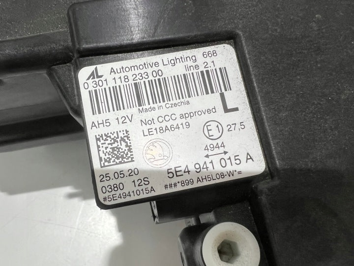 Frontscheinwerfer Skoda Octavia IV 5E4941015A LED Links Scheinwerfer Headlight SCH8397195533co