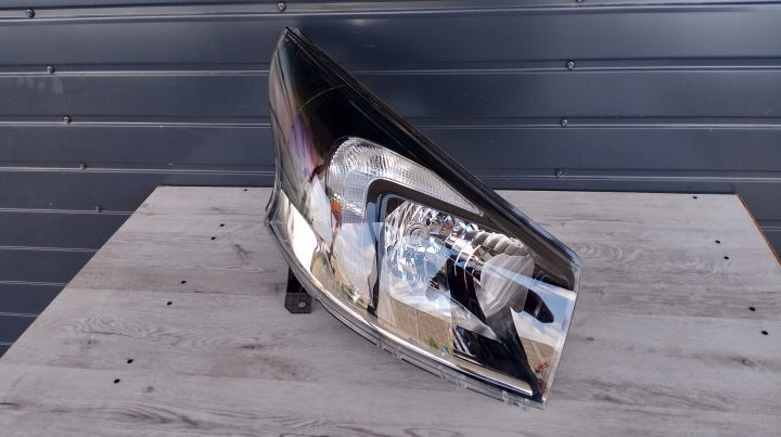 Frontscheinwerfer Renault Trafic III 260102107R Rechts Scheinwerfer Headlight SCH8401178118ea