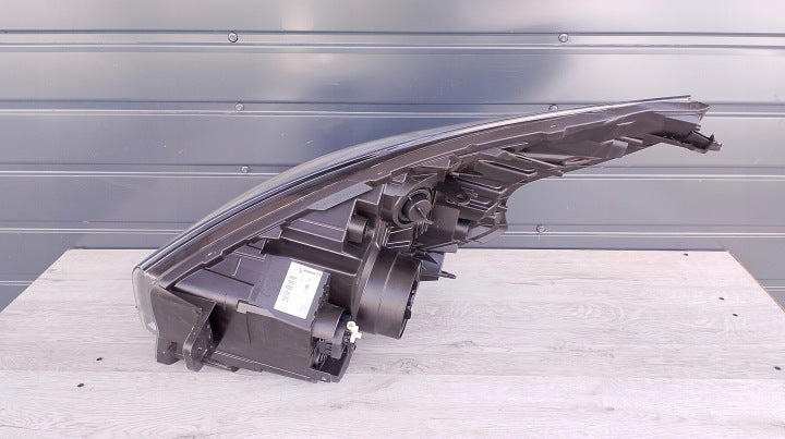 Frontscheinwerfer Renault Trafic III 260102107R Rechts Scheinwerfer Headlight SCH8401178118ea