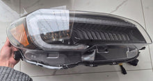 Laden Sie das Bild in den Galerie-Viewer, Frontscheinwerfer Subaru Impreza 010100341 Ein Satz Scheinwerfer Headlight SCH8401576122kk