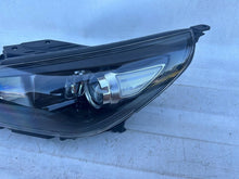 Laden Sie das Bild in den Galerie-Viewer, Frontscheinwerfer Hyundai I30 III 92101G4060 Xenon Links Scheinwerfer Headlight SCH8404567420re