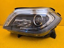 Laden Sie das Bild in den Galerie-Viewer, Frontscheinwerfer Mercedes-Benz W166 A1668207561 Xenon Links Headlight SCH8409225044ln