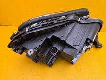Laden Sie das Bild in den Galerie-Viewer, Frontscheinwerfer Mercedes-Benz W166 A1668207561 Xenon Links Headlight SCH8409225044ln