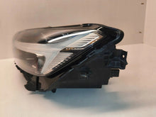 Laden Sie das Bild in den Galerie-Viewer, Frontscheinwerfer Volvo Xc60 32404709 Links Scheinwerfer Headlight SCH8417408041jk