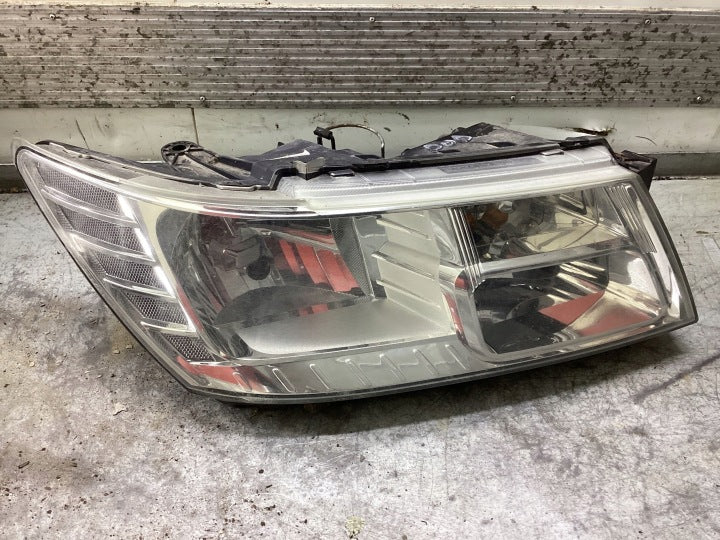 Frontscheinwerfer Dodge Journey 05067788AA Rechts Scheinwerfer Headlight SCH8417632924zw