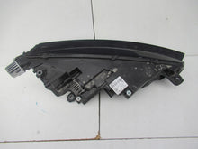 Laden Sie das Bild in den Galerie-Viewer, Frontscheinwerfer Skoda Octavia I 5E4941015A LED Links Scheinwerfer Headlight SCH8418134997om