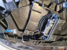 Laden Sie das Bild in den Galerie-Viewer, Frontscheinwerfer Volvo V60 31420261 Links Scheinwerfer Headlight SCH8419072337lt