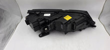 Laden Sie das Bild in den Galerie-Viewer, Frontscheinwerfer Skoda Octavia III 5E1941015D LED Links Scheinwerfer Headlight SCH8422003485ne
