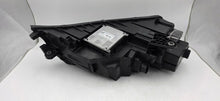 Laden Sie das Bild in den Galerie-Viewer, Frontscheinwerfer Skoda Octavia III 5E1941015D LED Links Scheinwerfer Headlight SCH8422003485ne