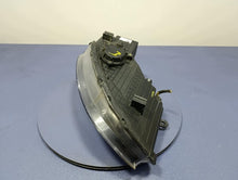 Load image into Gallery viewer, Frontscheinwerfer Hyundai I30 92101-A6020 Links Scheinwerfer Headlight SCH8426495138zl