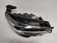 Laden Sie das Bild in den Galerie-Viewer, Frontscheinwerfer Opel Corsa F 9829522580 Rechts Scheinwerfer Headlight SCH8428385323ee