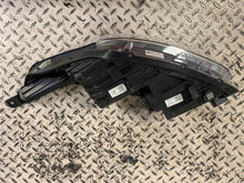 Laden Sie das Bild in den Galerie-Viewer, Frontscheinwerfer Kia Ceed 92102-J7500 LED Rechts Scheinwerfer Headlight SCH8429474477ky