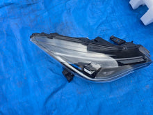 Load image into Gallery viewer, Frontscheinwerfer Renault Zoe 260102384R Rechts Scheinwerfer Headlight SCH8430855443fy
