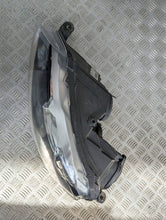 Laden Sie das Bild in den Galerie-Viewer, Frontscheinwerfer Skoda Rapid 5JB941015A Xenon Links Scheinwerfer Headlight SCH8432435721dr