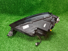 Laden Sie das Bild in den Galerie-Viewer, Frontscheinwerfer Skoda Karoq 57B941036B Rechts Scheinwerfer Headlight SCH8433374630ps