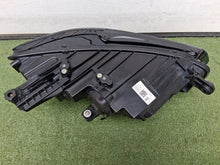 Laden Sie das Bild in den Galerie-Viewer, Frontscheinwerfer VW Passat B8 3G1941035Q Full LED Links Scheinwerfer Headlight SCH8437267011az