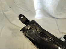 Load image into Gallery viewer, Frontscheinwerfer Toyota Yaris 0106370 Rechts Scheinwerfer Headlight SCH8438864646pb