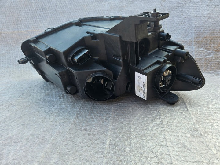 Frontscheinwerfer VW Caddy 2K9941005 Links Scheinwerfer Headlight SCH8441176094mo