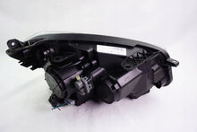 Laden Sie das Bild in den Galerie-Viewer, Frontscheinwerfer Nissan Qashqai I J10 26060BR00B Links Scheinwerfer Headlight SCH8446510857bg