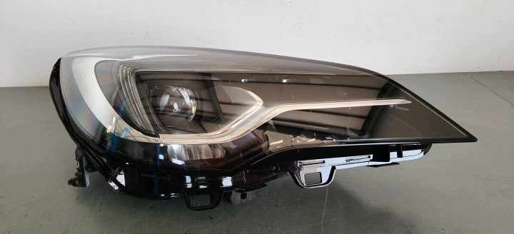 Frontscheinwerfer Opel Astra 39228806 Xenon Rechts Scheinwerfer Headlight SCH8448991341xj