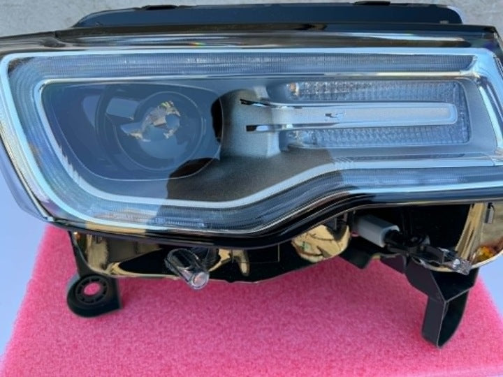 Frontscheinwerfer Jeep Grand Cherokee Wk2 68266664AJ Rechts Headlight SCH8455906050kc