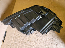 Laden Sie das Bild in den Galerie-Viewer, Frontscheinwerfer Peugeot 5008 I 89914773 Links Scheinwerfer Headlight SCH8460420733jy