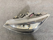 Laden Sie das Bild in den Galerie-Viewer, Frontscheinwerfer Seat Ibiza I V 6F1941005F Links Scheinwerfer Headlight SCH8466560491zw