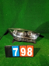 Laden Sie das Bild in den Galerie-Viewer, Frontscheinwerfer Renault Captur I 260103714R Rechts Scheinwerfer Headlight SCH8469626805kq