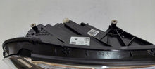 Laden Sie das Bild in den Galerie-Viewer, Frontscheinwerfer Mercedes-Benz W177 A1779065601 LED Rechts Headlight SCH8472573949pw