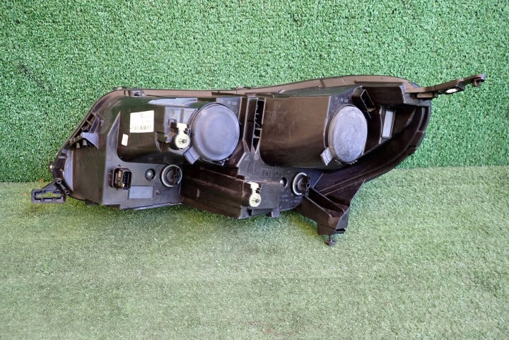 Frontscheinwerfer Opel Vivaro C 9847197880 67651216 LE21A6485 Rechts Headlight SCH8480610678jm