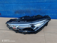 Laden Sie das Bild in den Galerie-Viewer, Frontscheinwerfer VW Passat 3J1941005 LED Links Scheinwerfer Headlight SCH8489934238er
