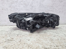 Laden Sie das Bild in den Galerie-Viewer, Frontscheinwerfer BMW 2 Active Tourer U06 5A42247-05 LED Links Headlight SCH8494709182qg