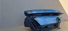 Laden Sie das Bild in den Galerie-Viewer, Frontscheinwerfer Skoda Kamiq 658941016 Rechts Scheinwerfer Headlight SCH8495899454yz