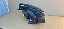 Laden Sie das Bild in den Galerie-Viewer, Frontscheinwerfer Skoda Kamiq 658941016 Rechts Scheinwerfer Headlight SCH8495899454yz